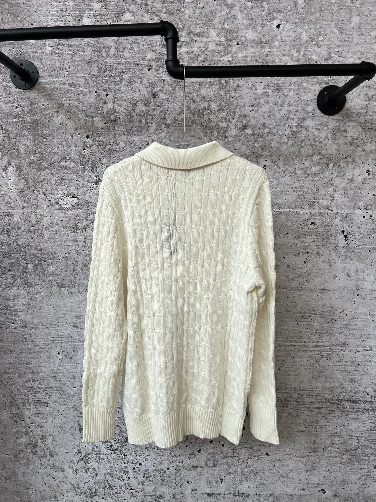 P240 Ralph Lauren fall lapel unisex polo sweater, made of the same pure cotton washed fabric as the original, all craftsmanship details restored to the original, buttoned lapel upper body with a lazy old money style
